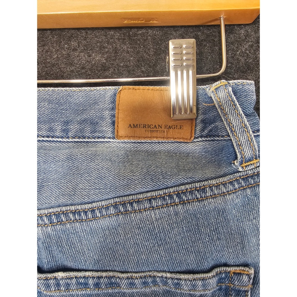American Eagle Mom Jean Shorts Womens 2 Blue High Rise Distressed Frayed Hem - Picture 4 of 8